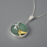 Stardust Sparrow Round Pendant Necklace