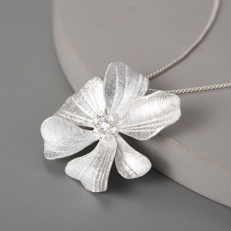 Summer Solstice Fashion Flower Pendant Necklace