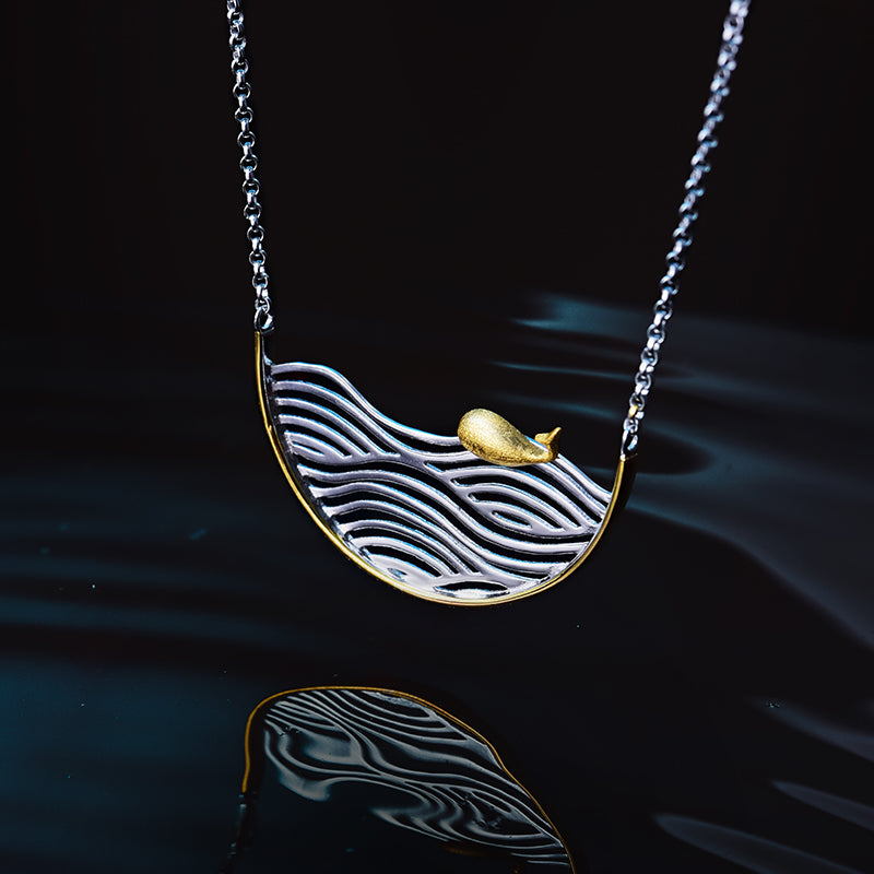 Minimal Blue Whale Pendant Necklace