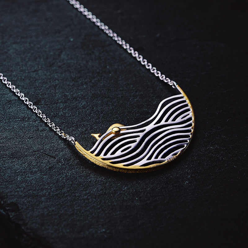 Minimal Blue Whale Pendant Necklace