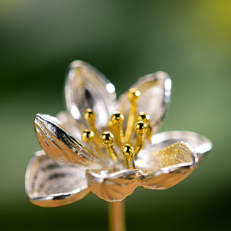 Lotus Velvet Fashion Stud Earrings