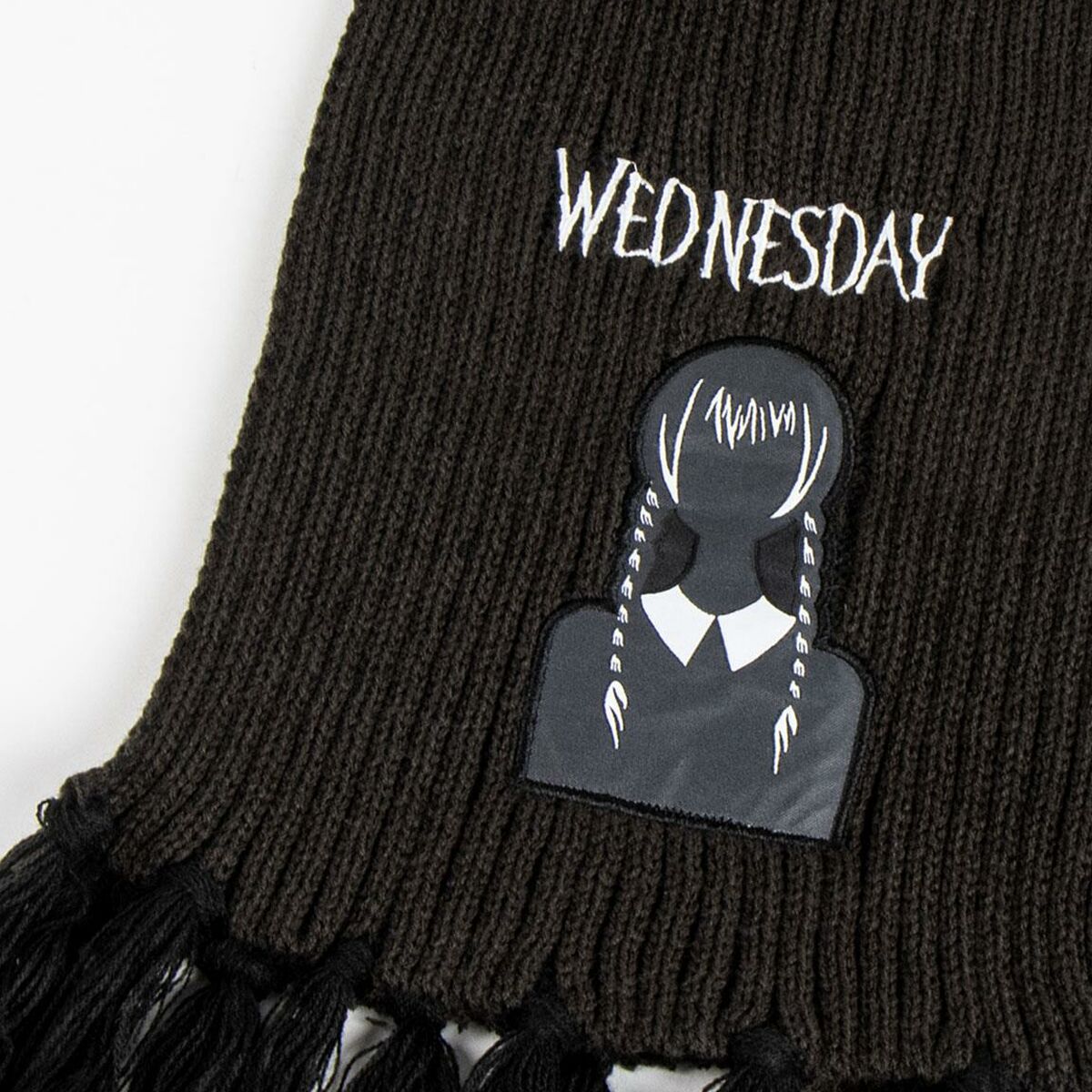 Hat and Scarf Wednesday Black