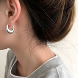 Dual-Tone Vintage Round Earrings