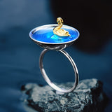 Lonely Swan Ring