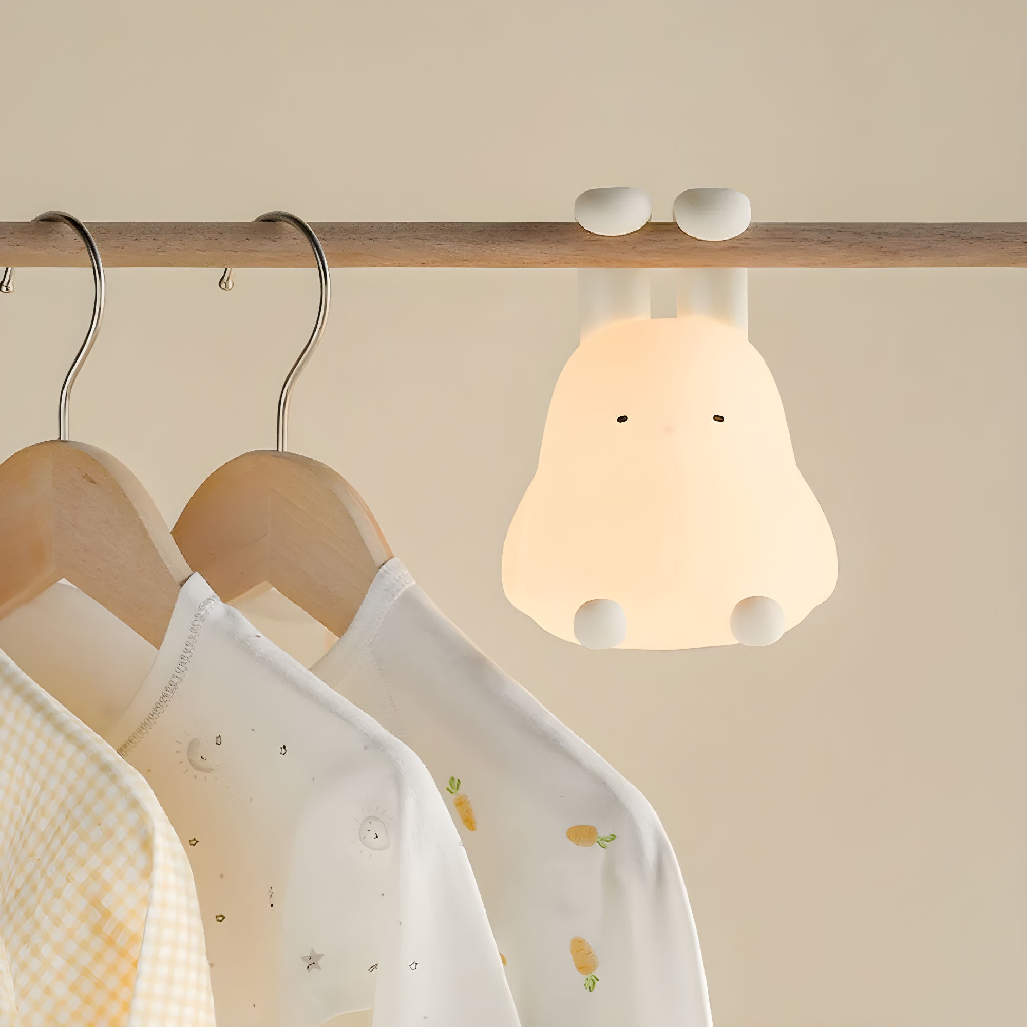 MiaMeadow™ Luminous Lop Lamp